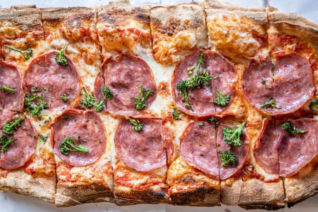 Planar bbq pizza